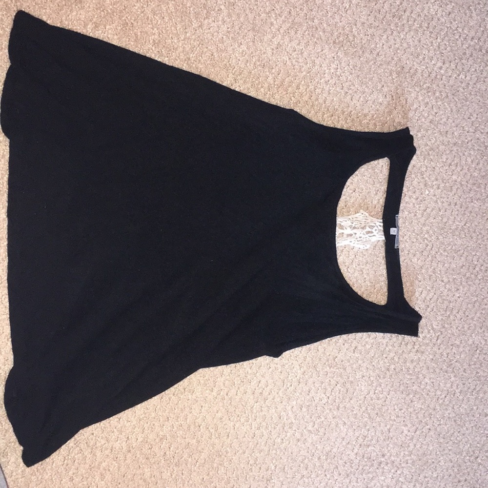 Super adorable open back tank